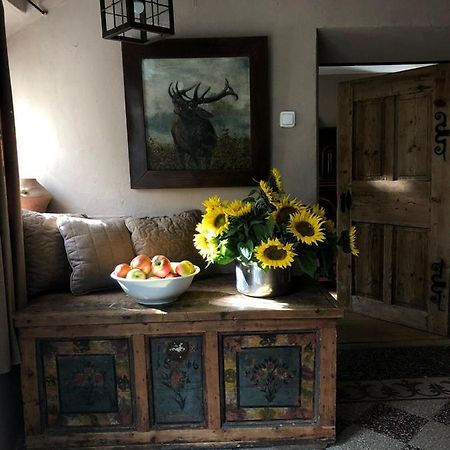 Zimmer In 400 Jahre Alten Bauernhaus Anif Esterno foto